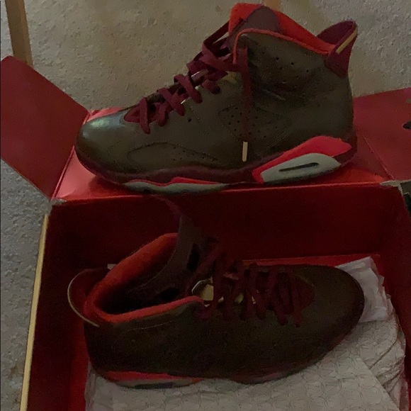 Jordan 6s - Picture 1 of 4